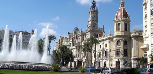 Orange maintains Valencia investment plans
